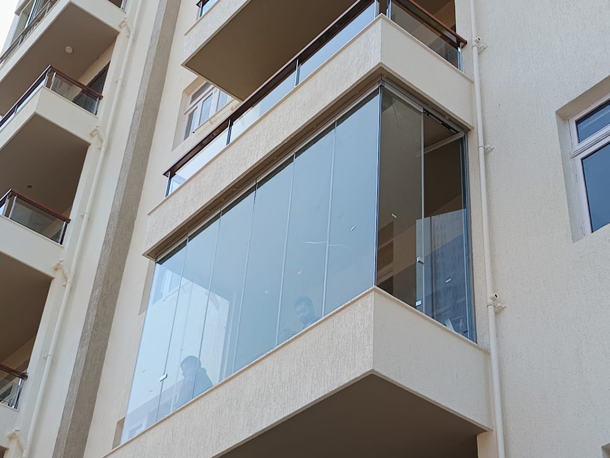 frameless glass